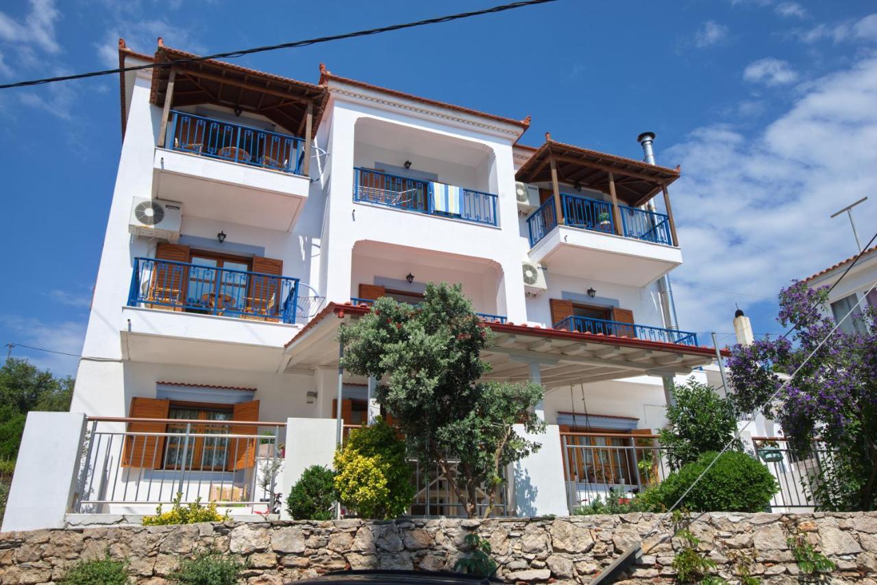 Kavos Apartments Alonissos Patitiri Eksteriør billede